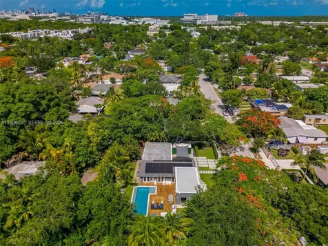 5943 SW 62nd Street South Miami FL 33143