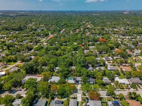 5943 SW 62nd Street South Miami FL 33143
