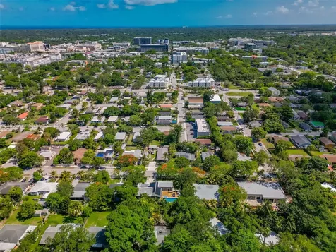 5943 SW 62nd Street South Miami FL 33143