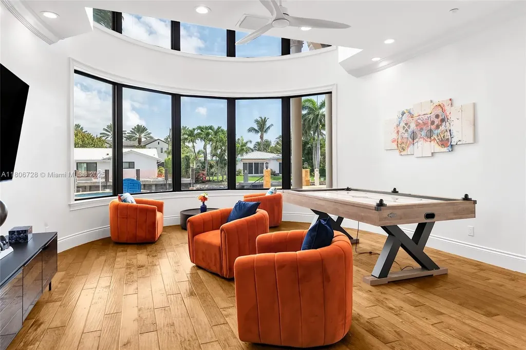 1011 Rhodes Villa Avenue Delray Beach FL 33483