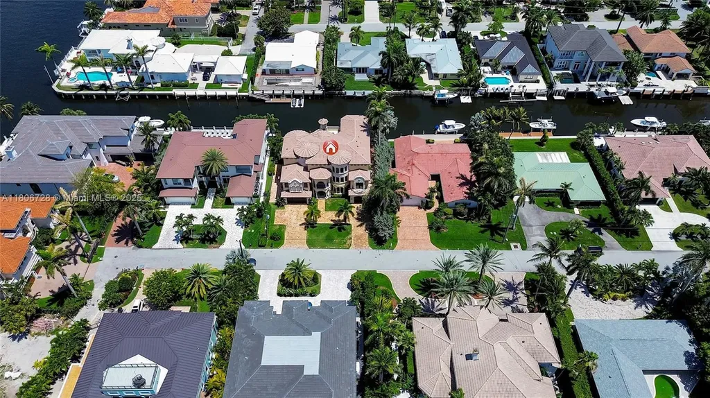 1011 Rhodes Villa Avenue Delray Beach FL 33483