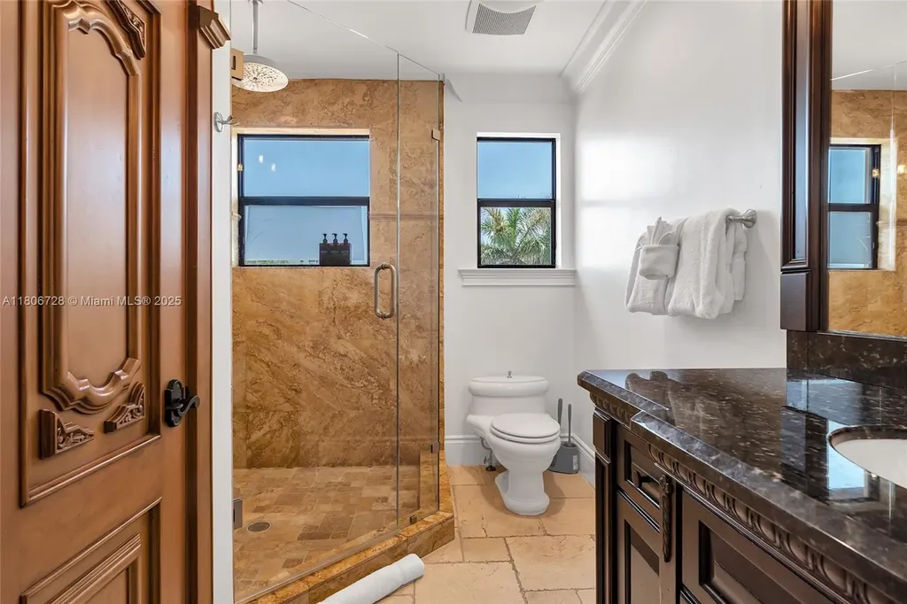 1011 Rhodes Villa Avenue Delray Beach FL 33483