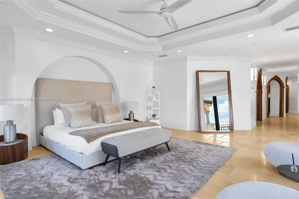 1011 Rhodes Villa Avenue Delray Beach FL 33483