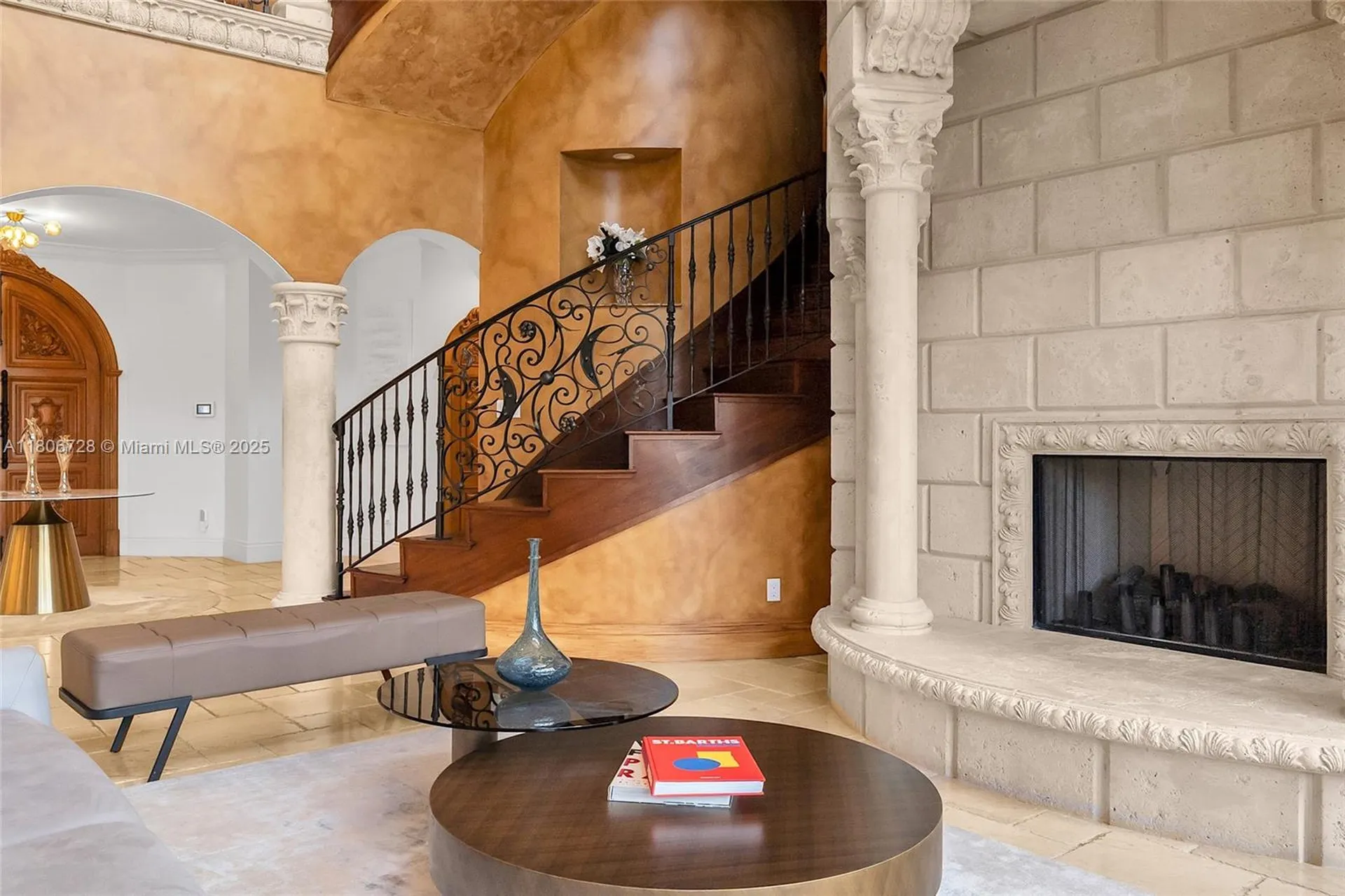 1011 Rhodes Villa Avenue Delray Beach FL 33483