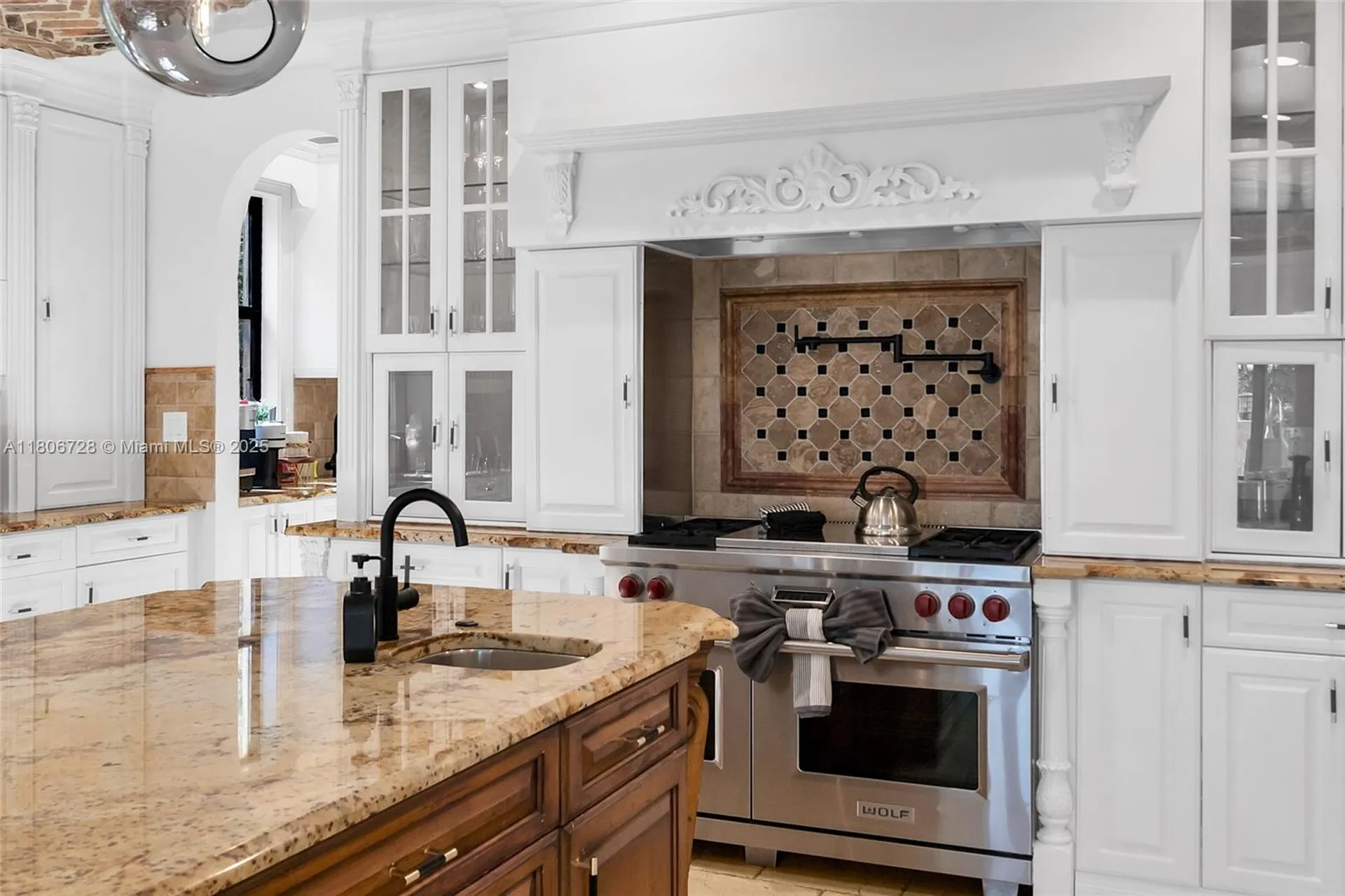 1011 Rhodes Villa Avenue Delray Beach FL 33483