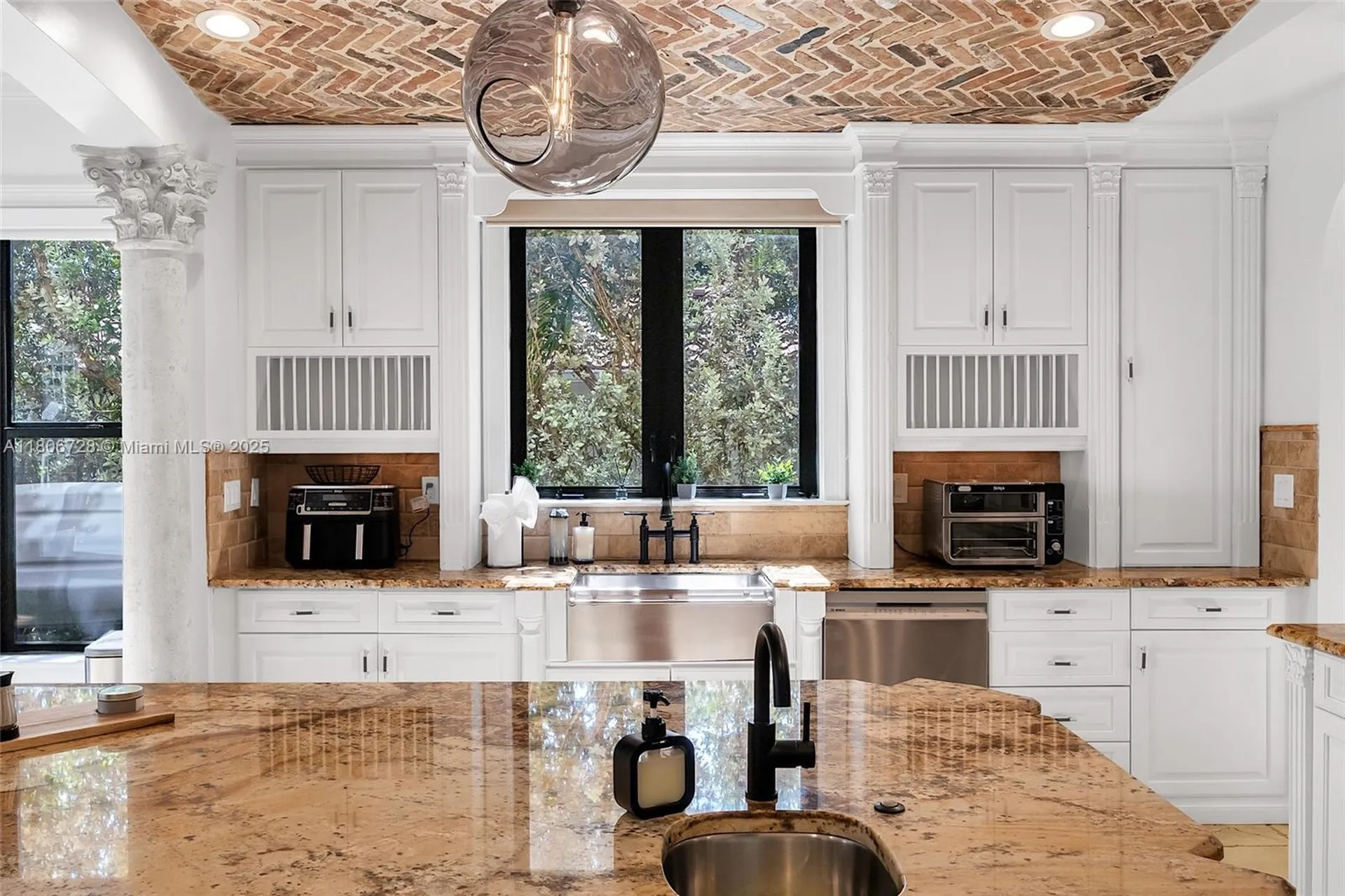 1011 Rhodes Villa Avenue Delray Beach FL 33483