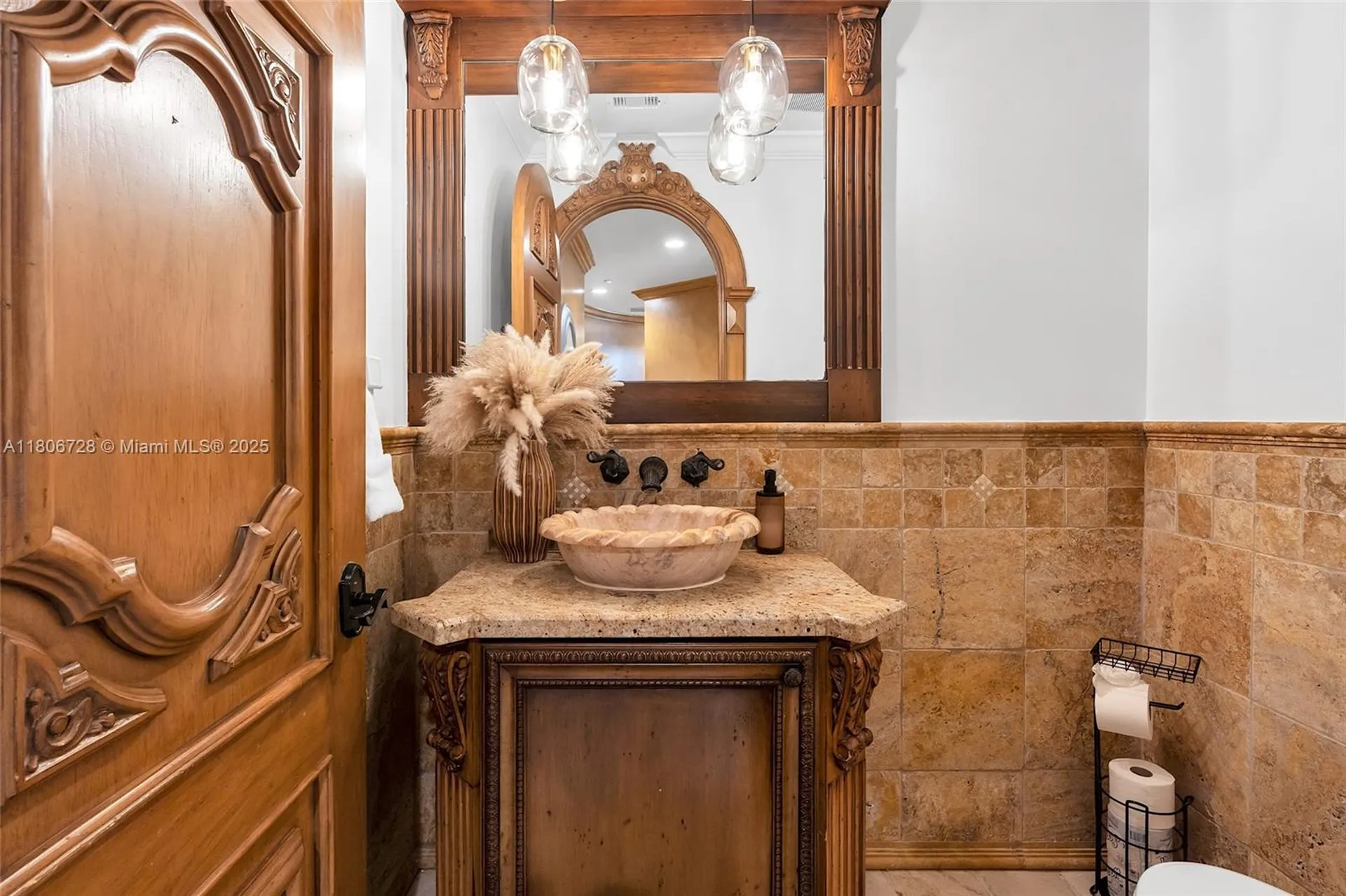 1011 Rhodes Villa Avenue Delray Beach FL 33483