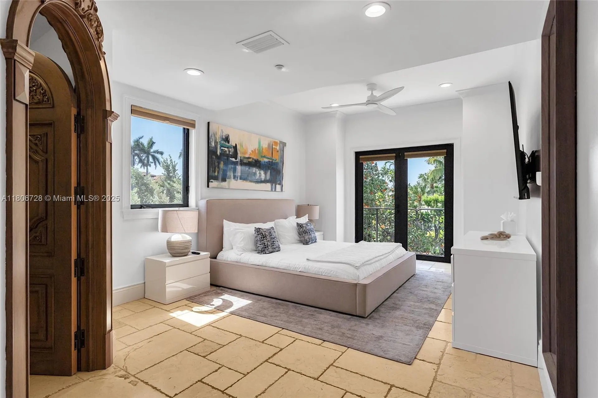 1011 Rhodes Villa Avenue Delray Beach FL 33483