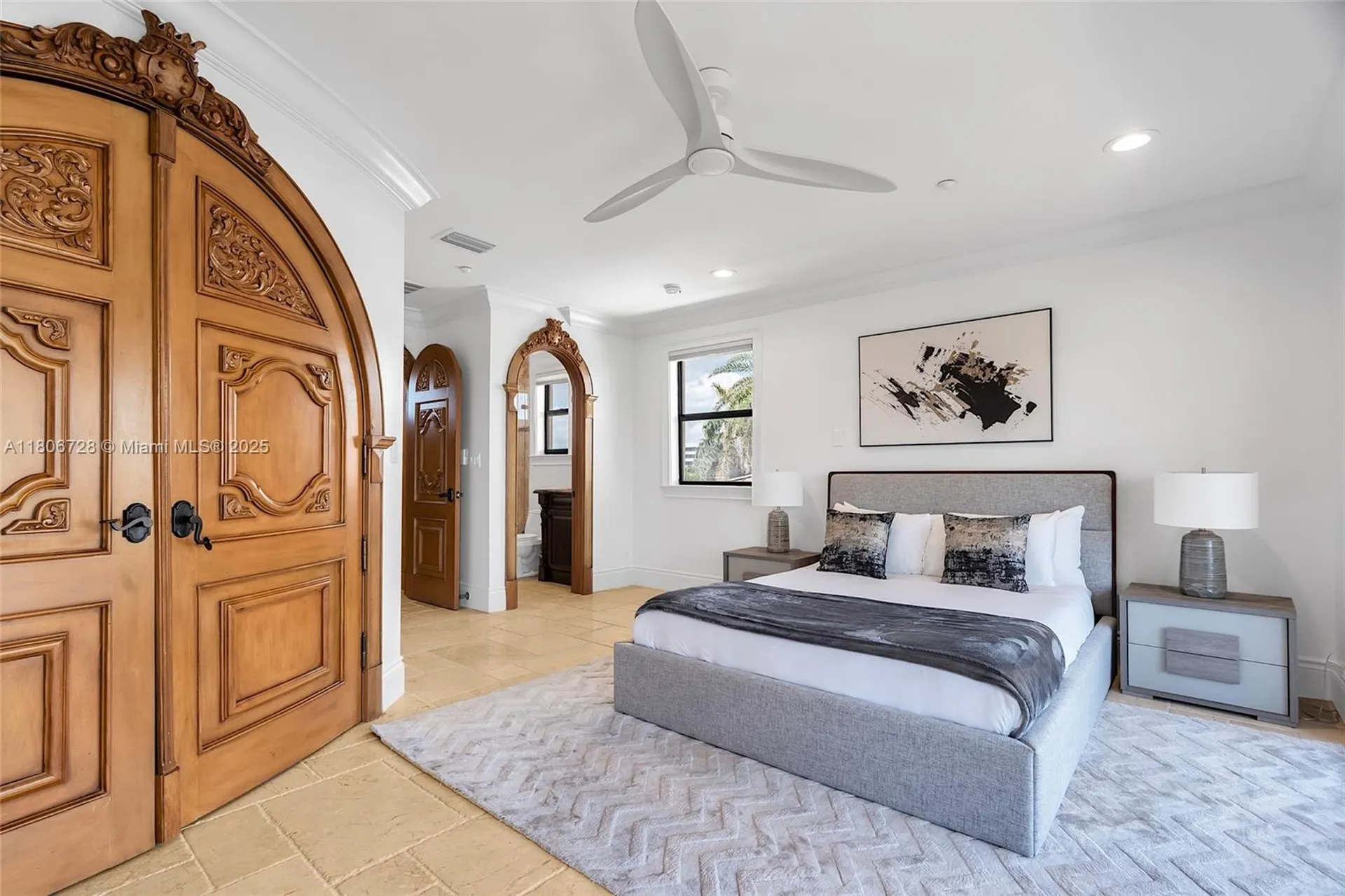 1011 Rhodes Villa Avenue Delray Beach FL 33483