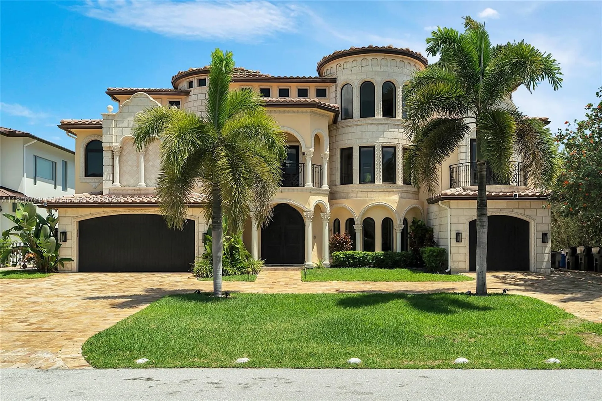 1011 Rhodes Villa Avenue Delray Beach FL 33483