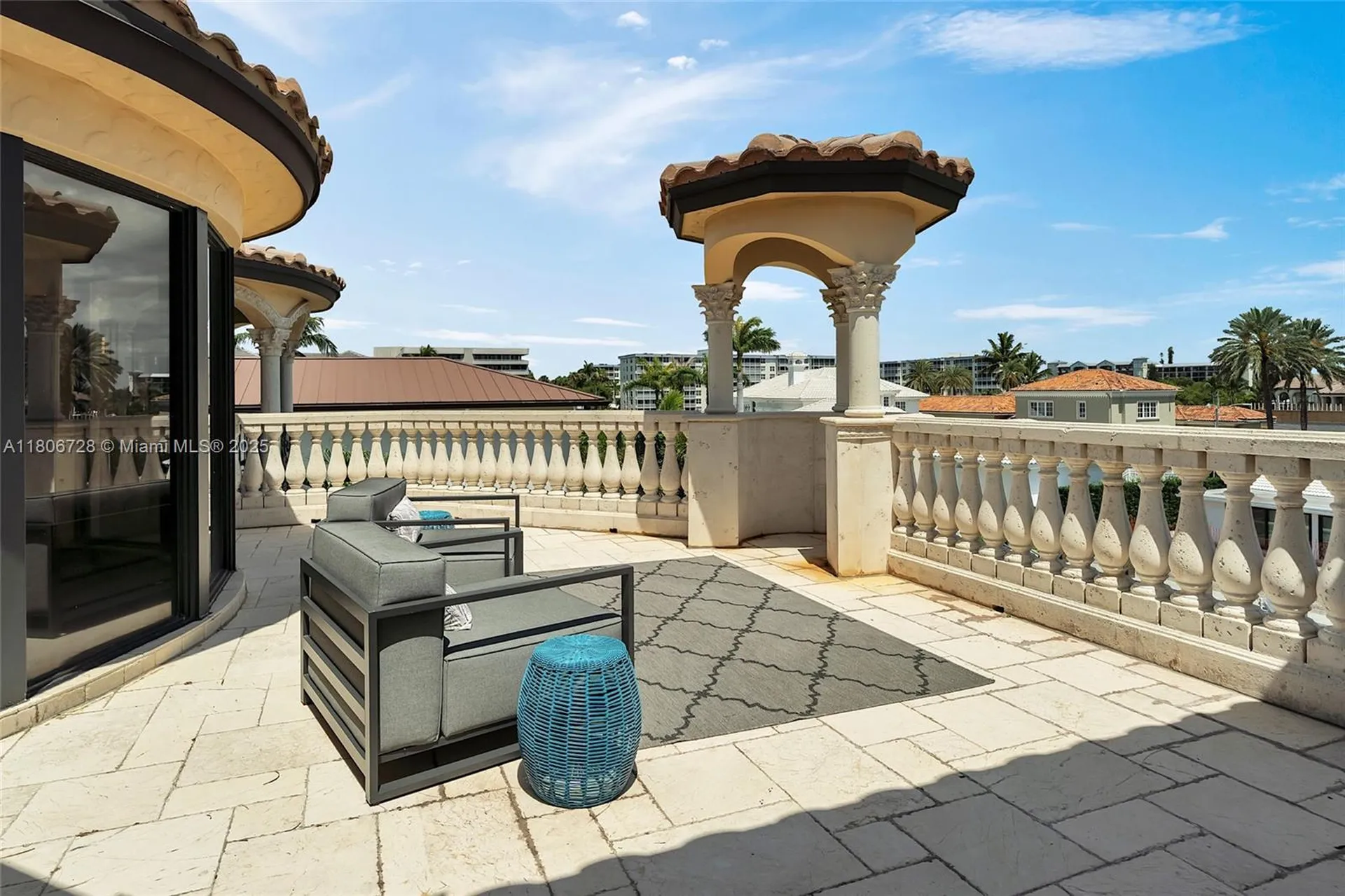 1011 Rhodes Villa Avenue Delray Beach FL 33483