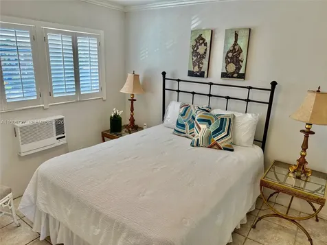 301 E Mcnab Road Pompano Beach FL 33060