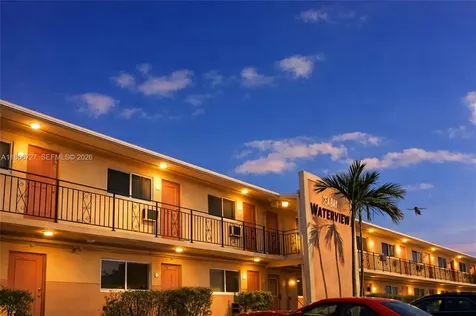 301 E Mcnab Road Pompano Beach FL 33060