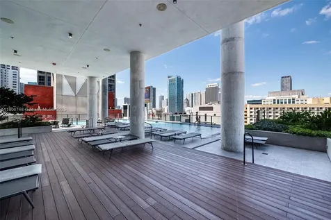 398 NE 5th Street Miami FL 33132