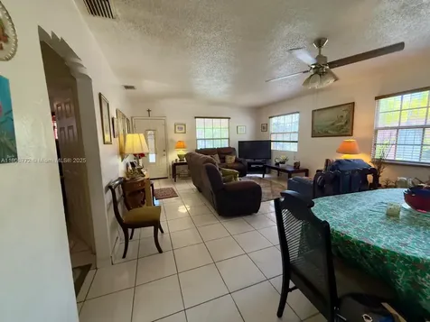 285 NW 50th Avenue Miami FL 33126