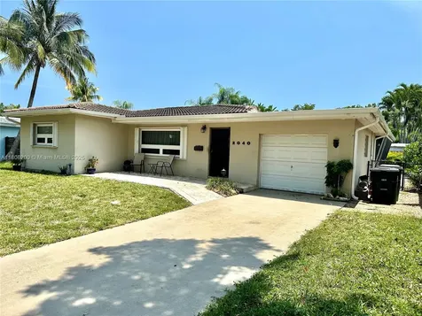2040 N Hibiscus Drive North Miami FL 33181