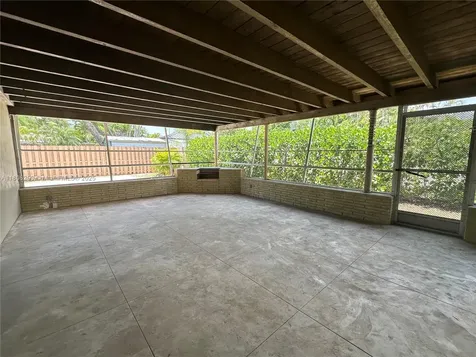 2040 N Hibiscus Drive North Miami FL 33181