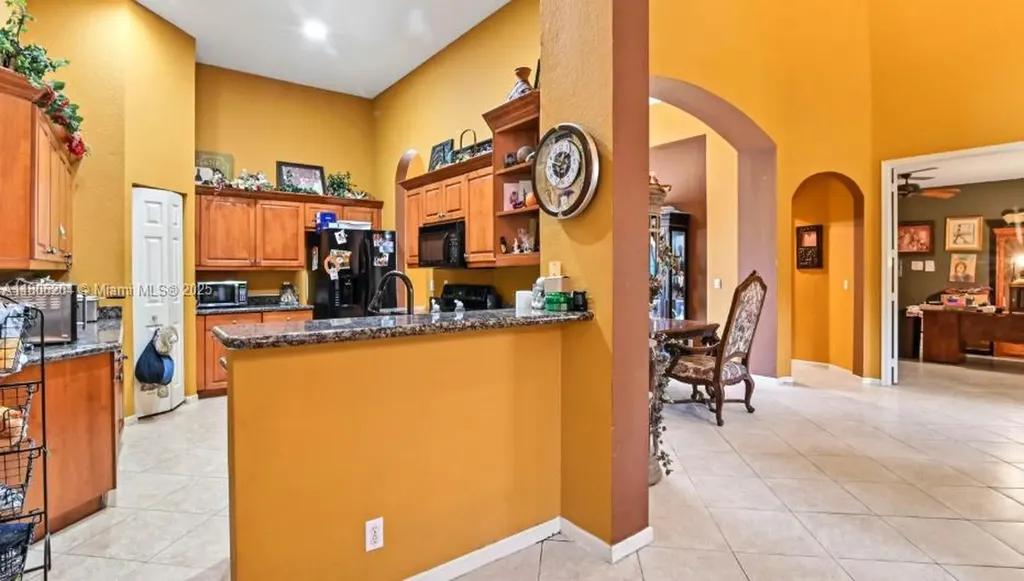 5764 NW 125th Terrace Coral Springs FL 33076