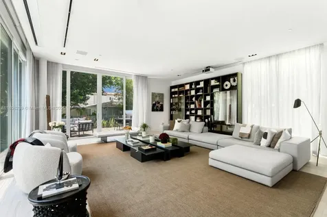4700 N Meridian Avenue Miami Beach FL 33140