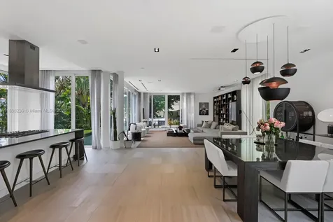 4700 N Meridian Avenue Miami Beach FL 33140