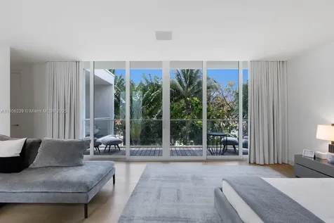 4700 N Meridian Avenue Miami Beach FL 33140