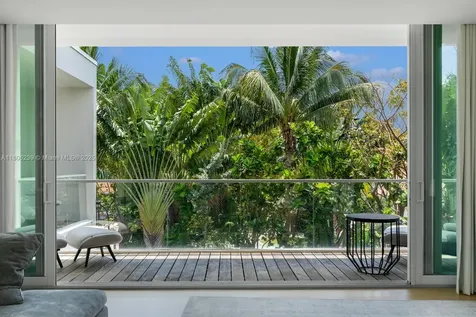 4700 N Meridian Avenue Miami Beach FL 33140