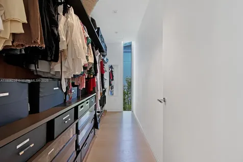 4700 N Meridian Avenue Miami Beach FL 33140