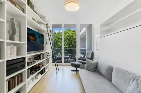 4700 N Meridian Avenue Miami Beach FL 33140