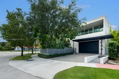 4700 N Meridian Avenue Miami Beach FL 33140