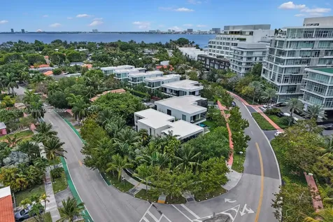 4700 N Meridian Avenue Miami Beach FL 33140
