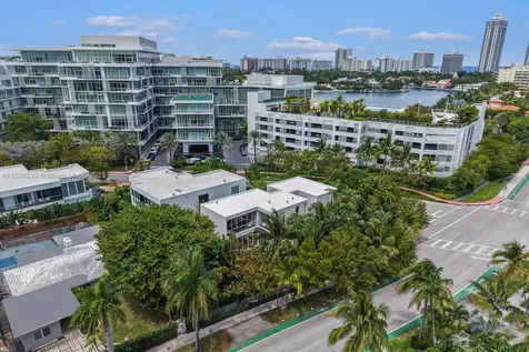 4700 N Meridian Avenue Miami Beach FL 33140