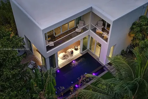 4700 N Meridian Avenue Miami Beach FL 33140