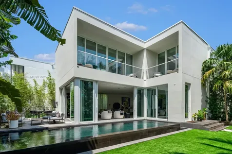 4700 N Meridian Avenue Miami Beach FL 33140