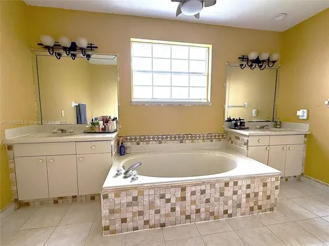 9772 SW 159th Avenue Miami FL 33196