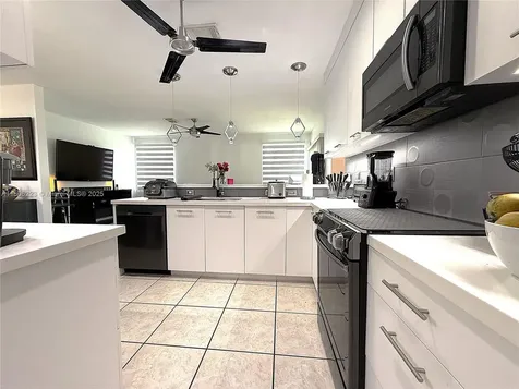 9772 SW 159th Avenue Miami FL 33196