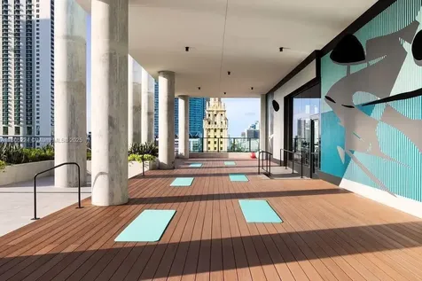 398 NE 5th Street Miami FL 33132