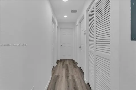 1901 SW 60th Terrace North Lauderdale FL 33068