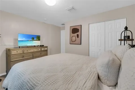 1901 SW 60th Terrace North Lauderdale FL 33068