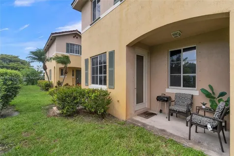 1901 SW 60th Terrace North Lauderdale FL 33068