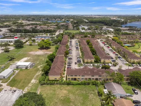 1901 SW 60th Terrace North Lauderdale FL 33068