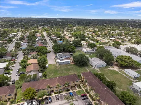 1901 SW 60th Terrace North Lauderdale FL 33068