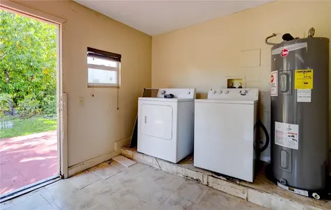 580 NW 120th Street Miami FL 33168