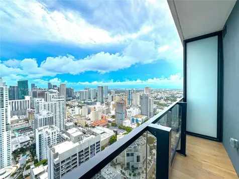 398 NE 5th Street Miami FL 33132