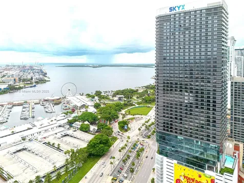 398 NE 5th Street Miami FL 33132