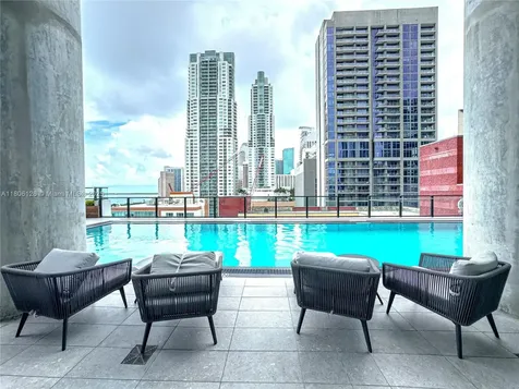 398 NE 5th Street Miami FL 33132
