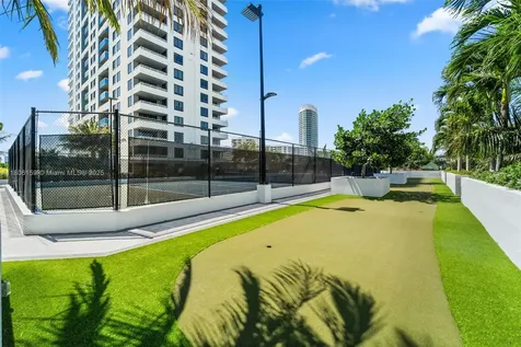 1330 West Avenue Miami Beach FL 33139