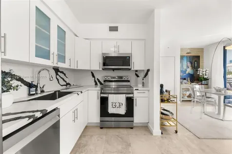 1330 West Avenue Miami Beach FL 33139