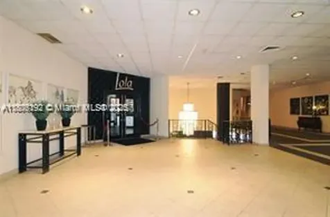 5555 Collins Avenue Miami Beach FL 33140
