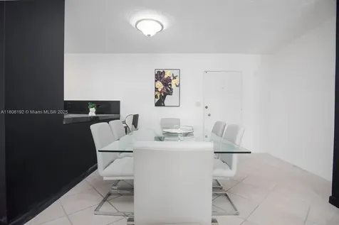 5555 Collins Avenue Miami Beach FL 33140