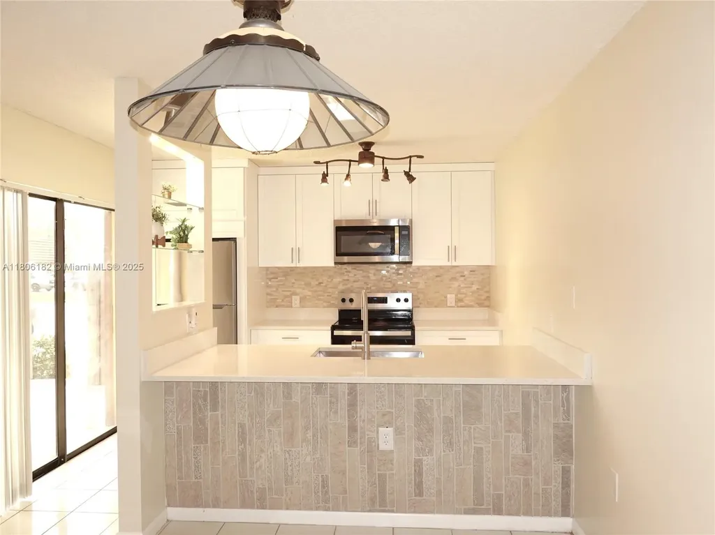 4226 42nd Way West Palm Beach FL 33407